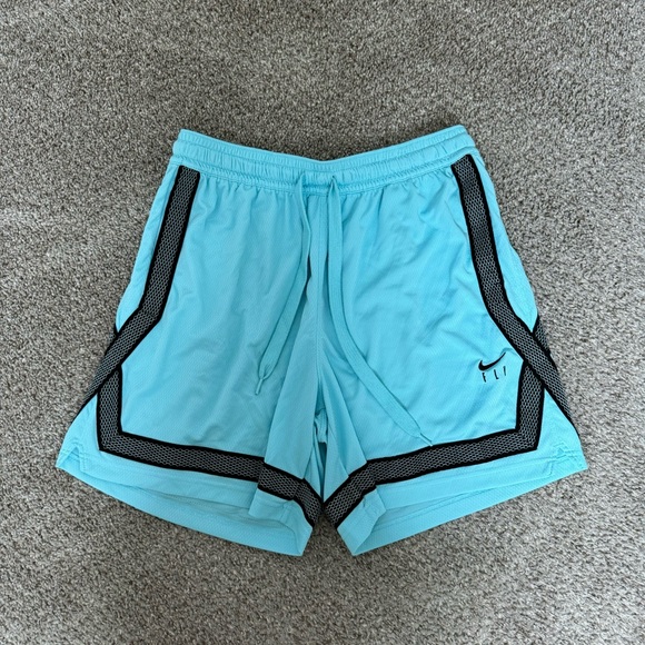 Nike Women’s Large Dri-Fit Basketball Shorts Blue - Picture 1 of 5